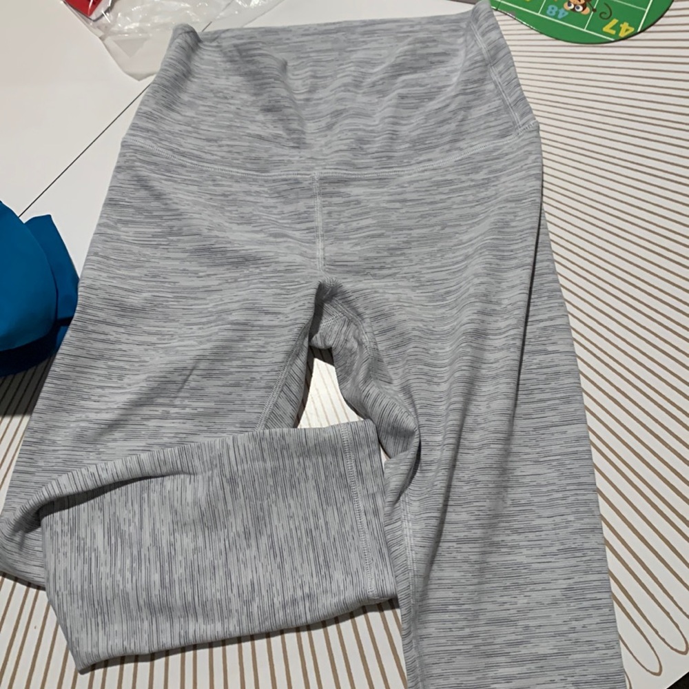 Gray and white stripe capri leggings